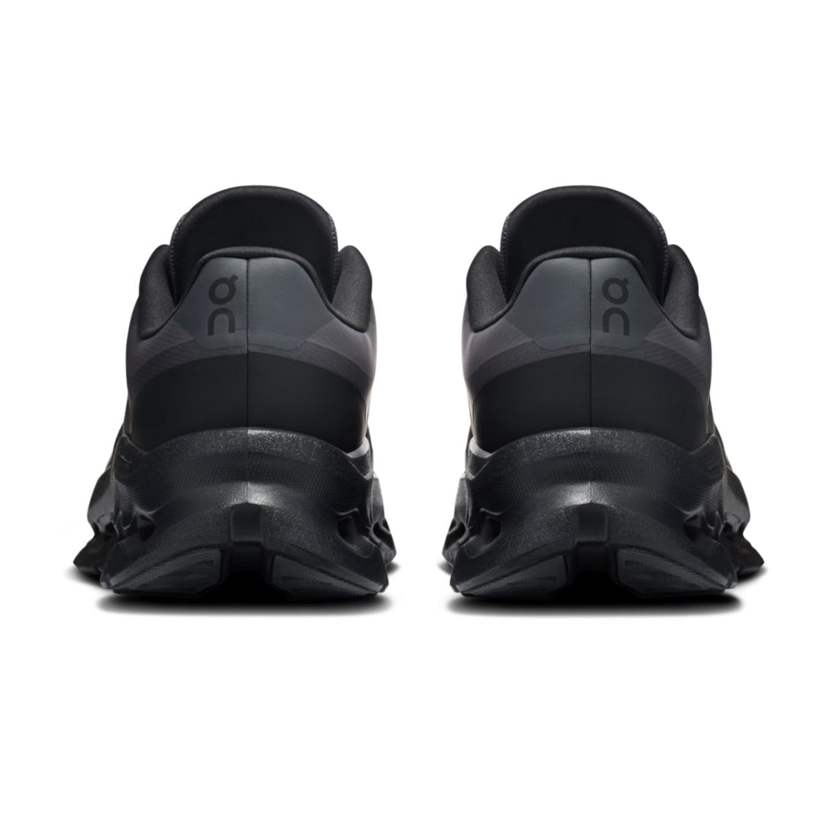 On Running Cloudtilt Remix Black | Black