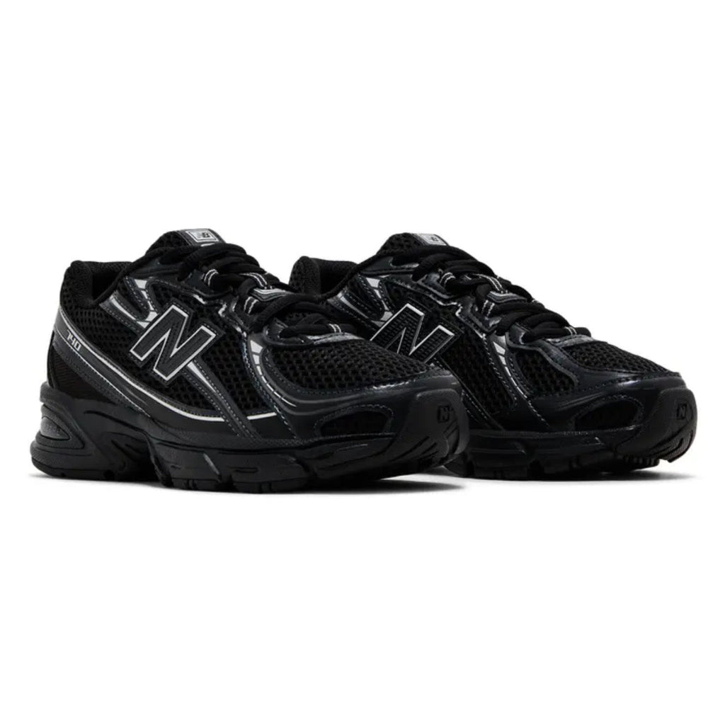 New Balance 740 Big Kid 'Black Silver Metallic'
