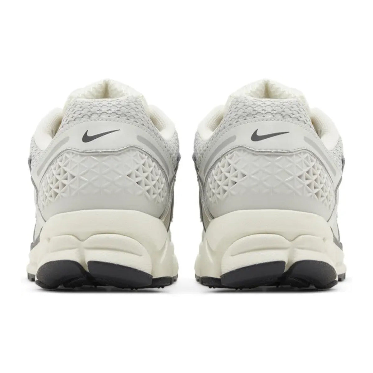 Nike Zoom Vomero 5 Chrome