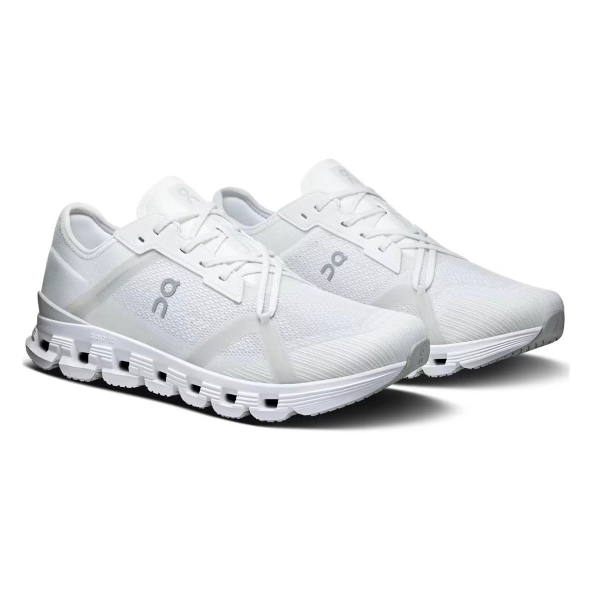 On Running Cloud X 4 AD White Wolf