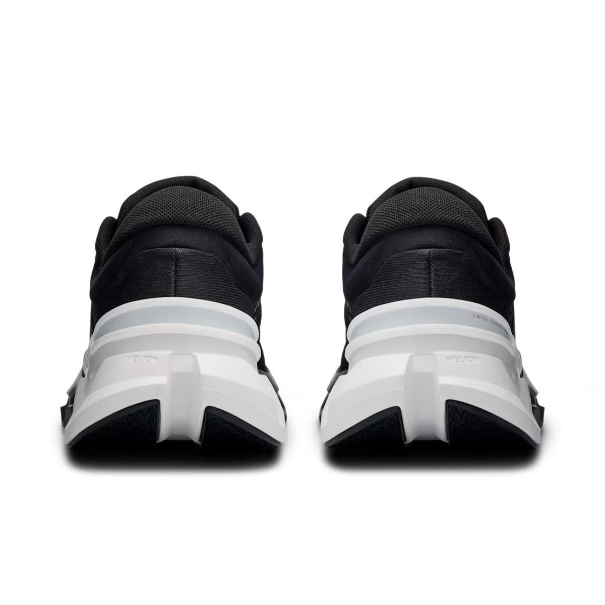ON Cloudflyer 5 Black | White