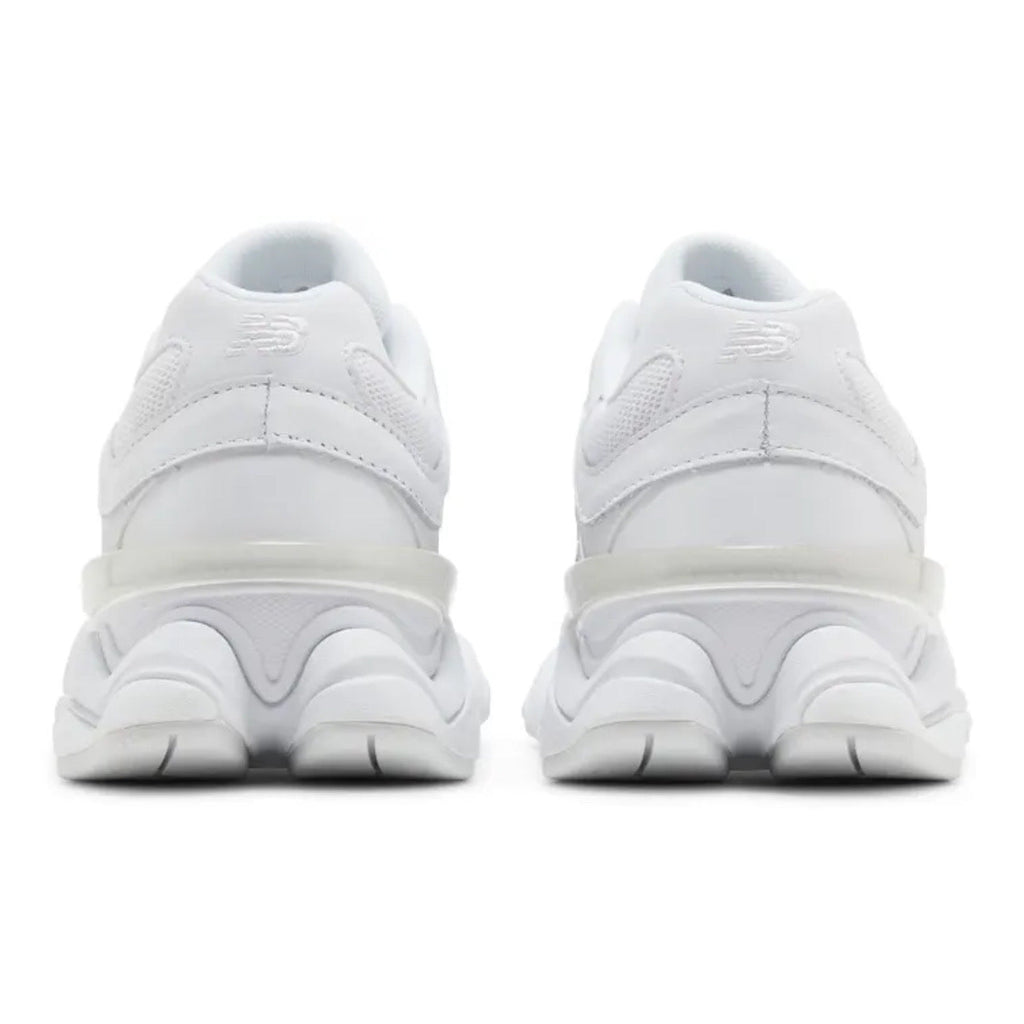New Balance 9060 – Triple White