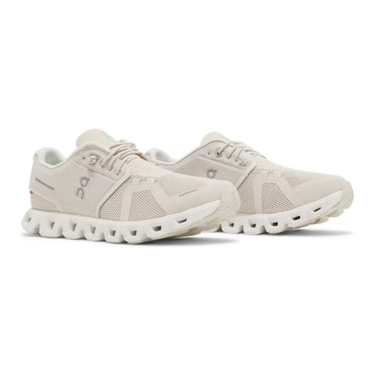 On Running Cloud 5 Pearl/White