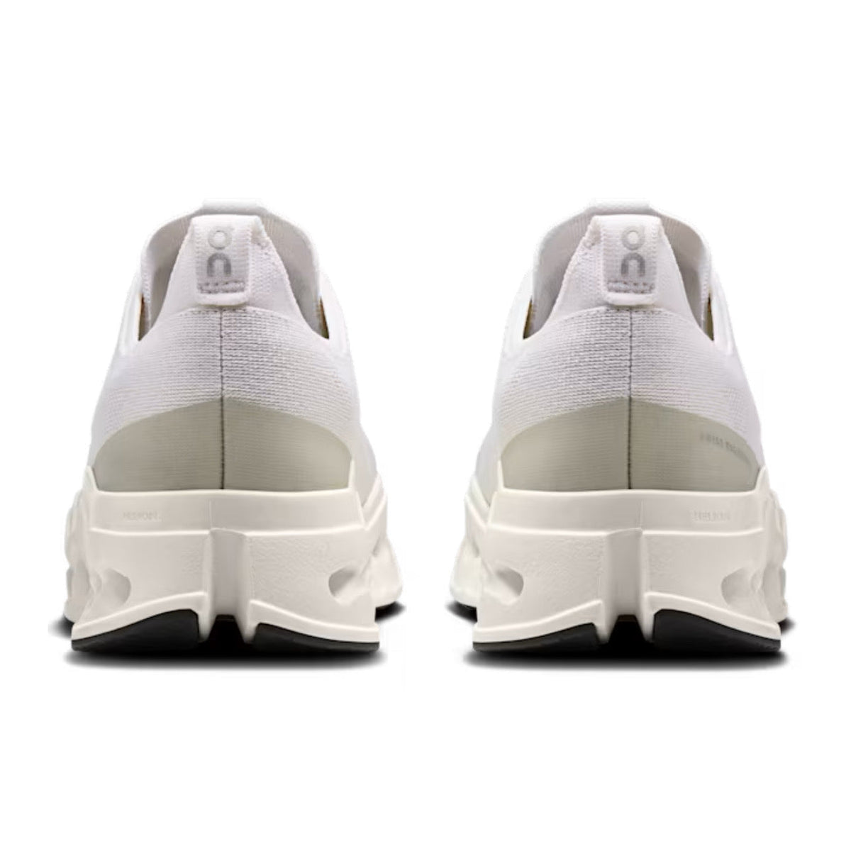 ON Cloudsurfer Max White | White